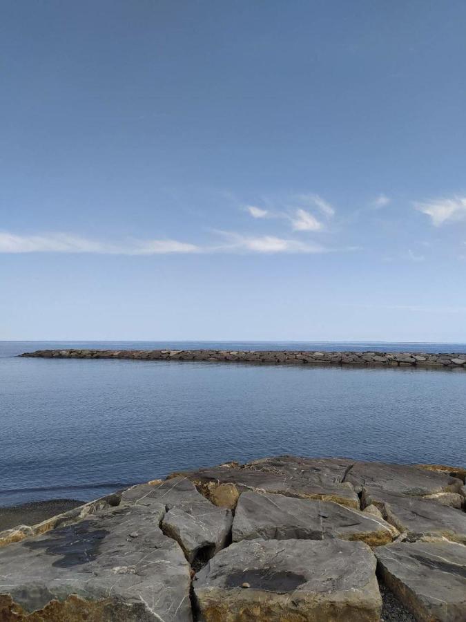 Tra Il Borgo E Il Mare Bed & Breakfast แชร์โว ภายนอก รูปภาพ