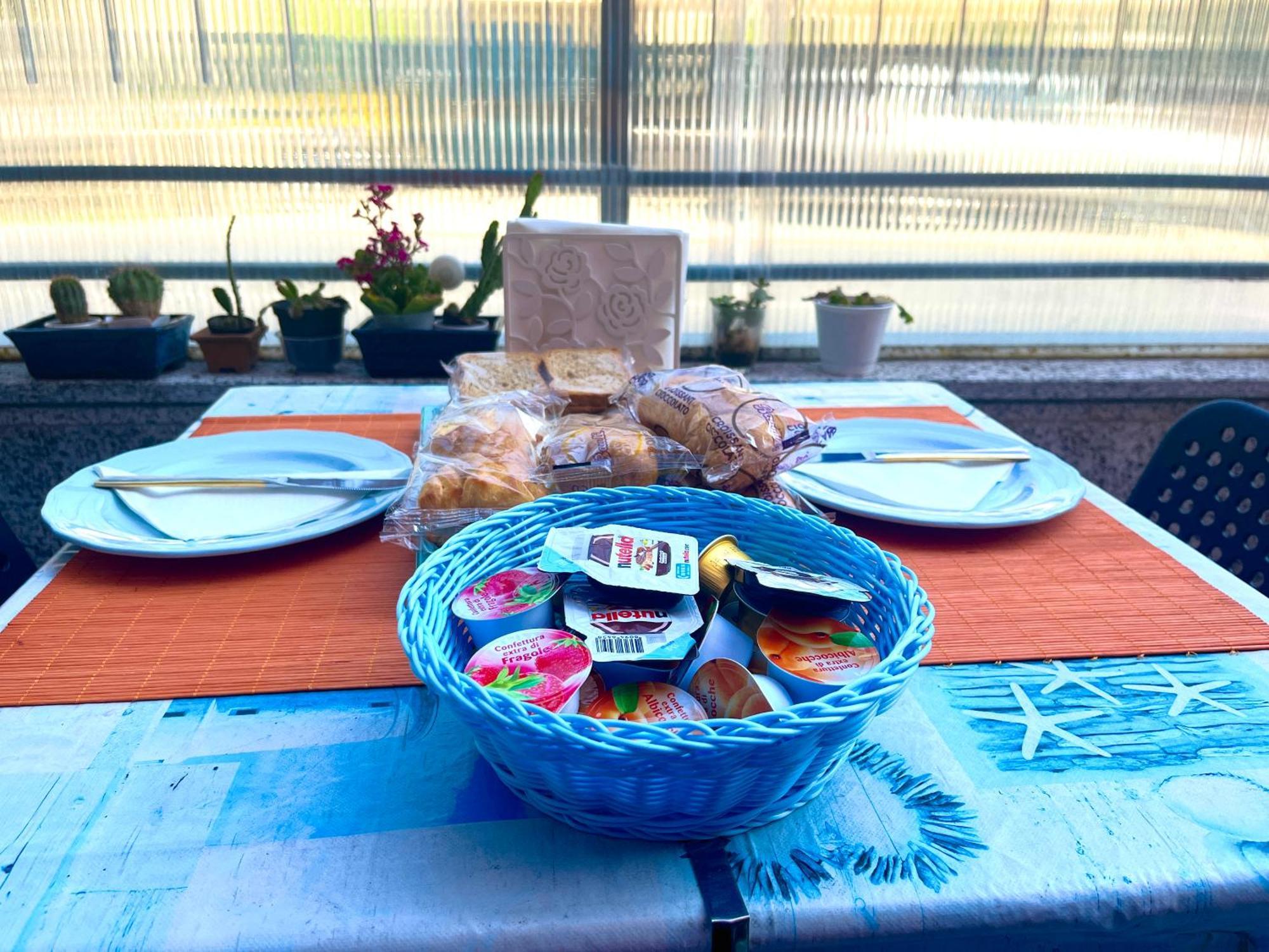Tra Il Borgo E Il Mare Bed & Breakfast แชร์โว ภายนอก รูปภาพ